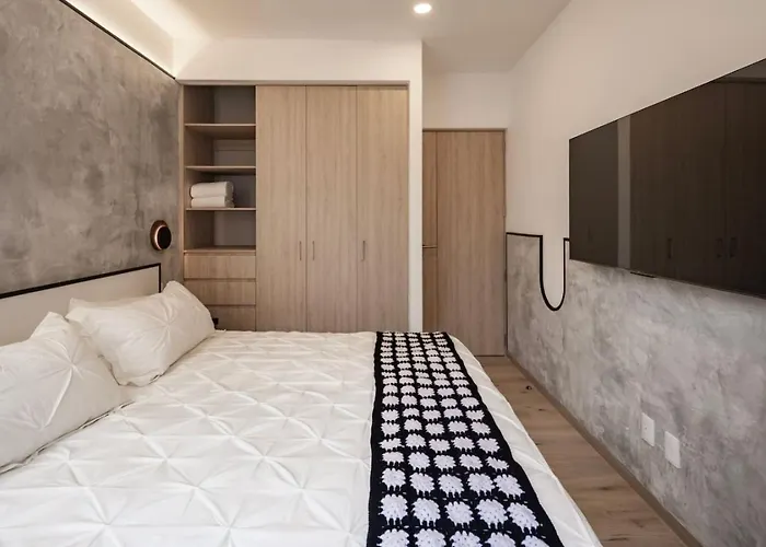 Radiant 2br 2ba, Ac, Pool, Jacuzzi, Gym & Roof Garden Mexiko-Stadt