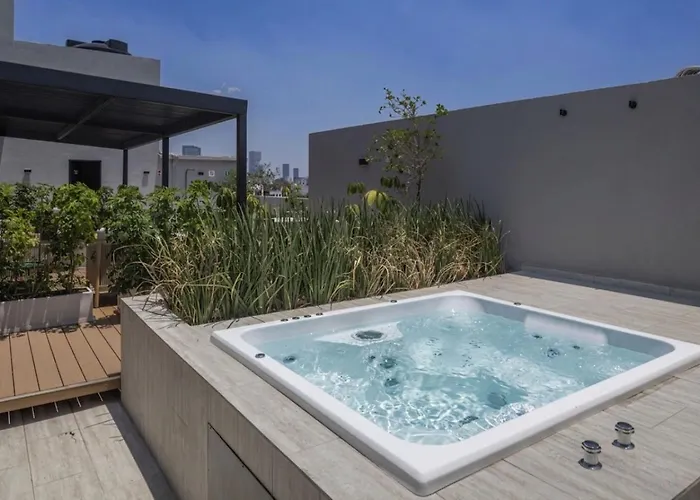 Radiant 2br 2ba, Ac, Pool, Jacuzzi, Gym & Roof Garden Apartment Mexiko-Stadt